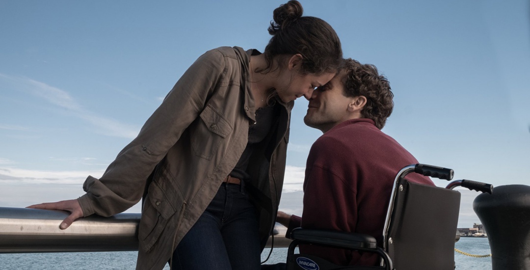 recensione di stronger il film su jeff bauman con jake gyllenhal presentato alla festa del cinema di roma zerkalo spettacolo