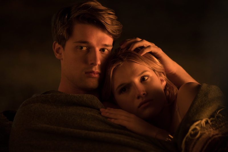 Il sole a mezzanotte recensione film Bella Thorne zerkalo spettacolo