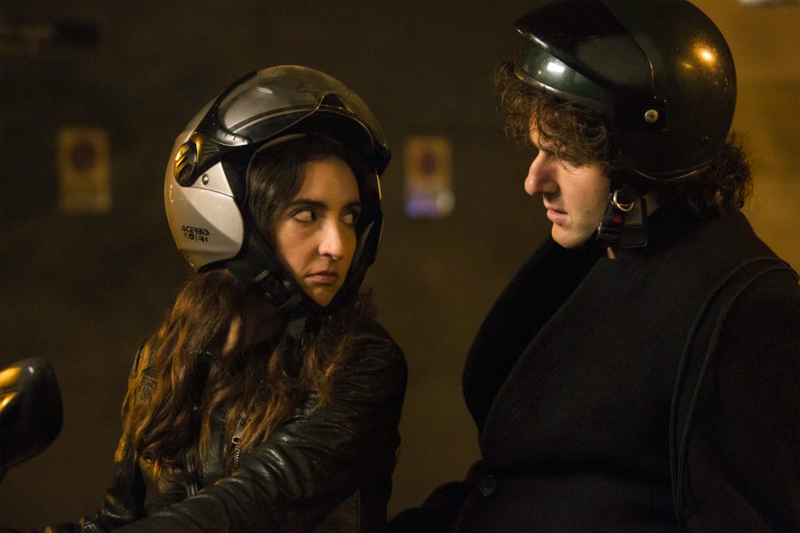 ci vuole un fisico recensione film alessandro tamburini zerkalo spettacolo