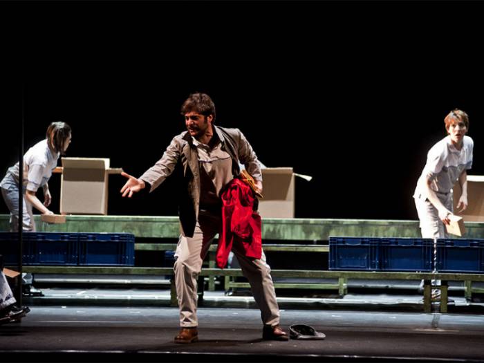 lino guanciale teatro argentina la classe operaia va in paradiso petri zerkalo spettacolo