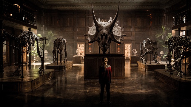 jurassic world il regno distrutto recensione zerkalo spettacolo