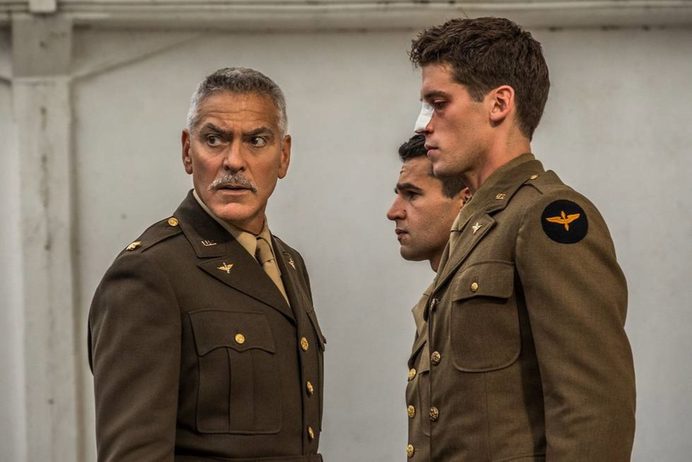 CATCH-22: cosa vedremo nella nuova serie Sky di e con George Clooney