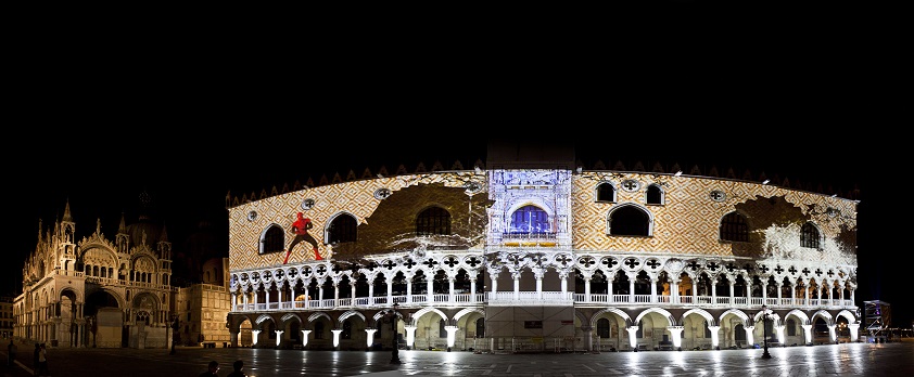 spider man venezia zerkalo spettacolo