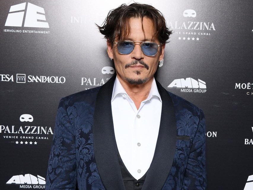 johnny depp palazzina red passion zerkalo spettacolo