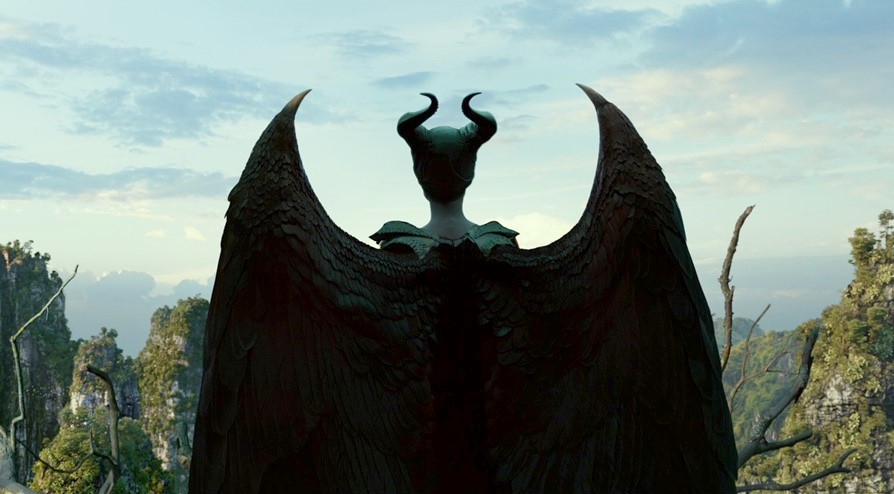 maleficent signora del male recensione zerkalo spettacolo