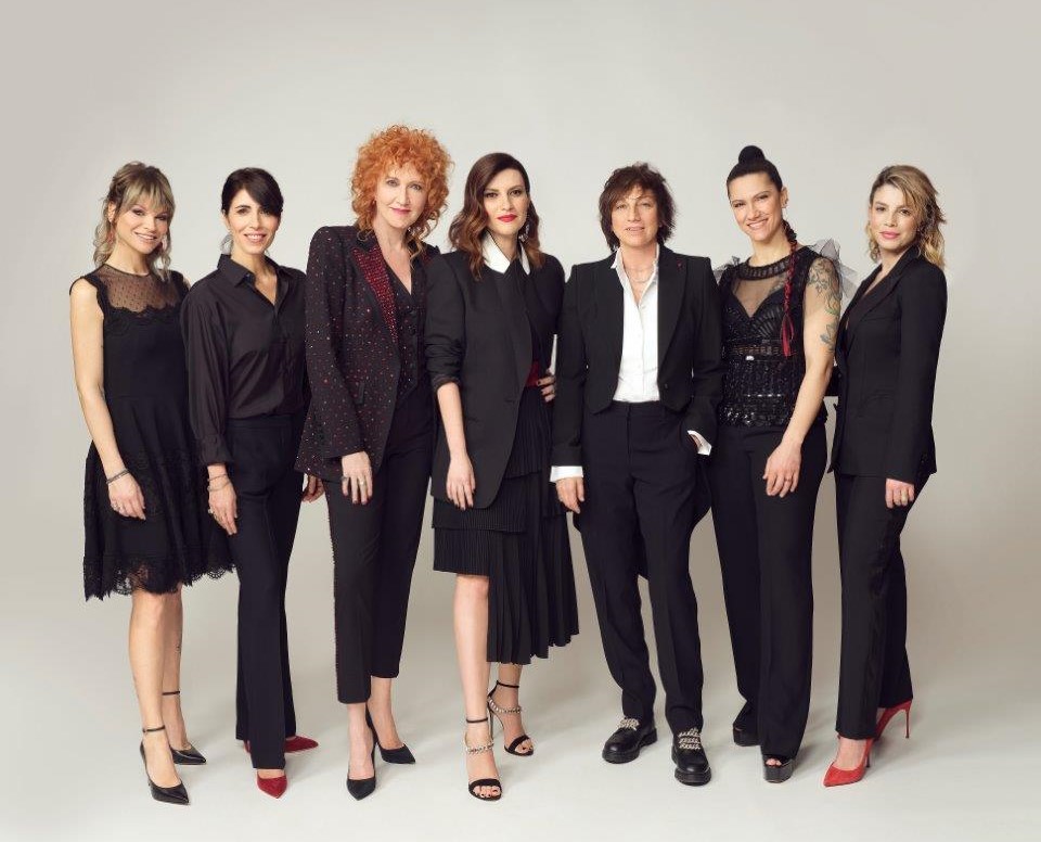 7 donne - AcCanto a te, su Rai3 per rivivere i concerti di Mannoia, Emma, Amoroso, Giorgia, Elisa, Nannini e Pausini zerkalo spettacolo