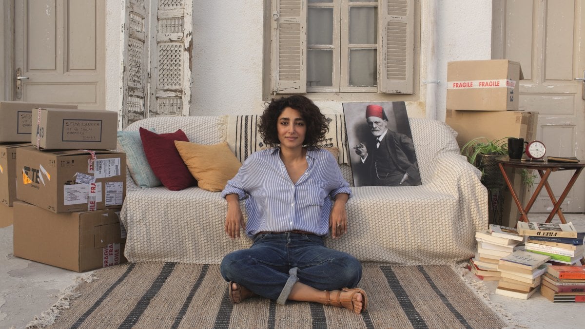 Un divano a Tunisi con Golshifteh Farahani in anteprima nelle arene estive e ad ottobre al cinema zerkalo spettacolo