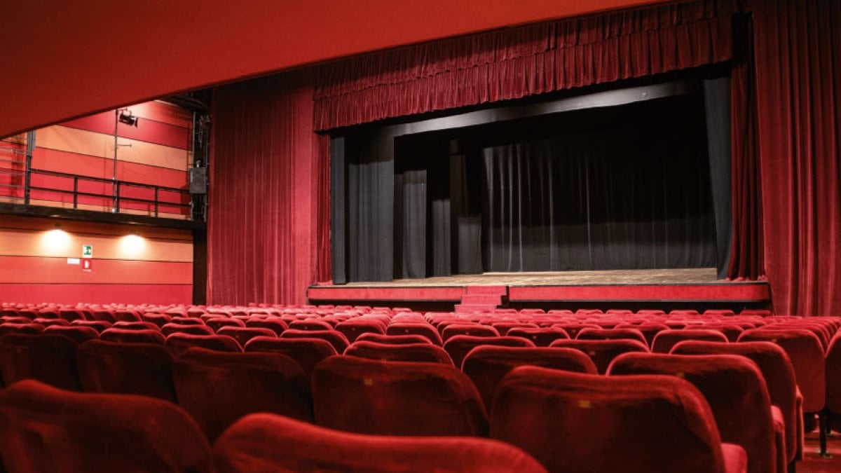 Teatro Vittoria, il programma completo della stagione 2020/2021 zerkalo spettacolo