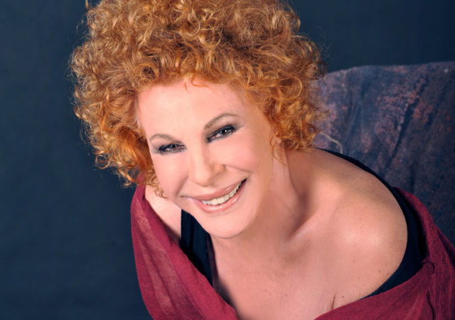 Ornella Vanoni, arrivano due imperdibili collezioni in vinili e cofanetto zerkalo spettacolo