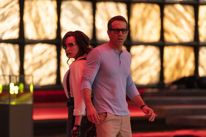 Free Guy – Eroe per Gioco, prime immagini dell'action comedy con Ryan Reynolds e Jodie Comer zerkalo spettacolo