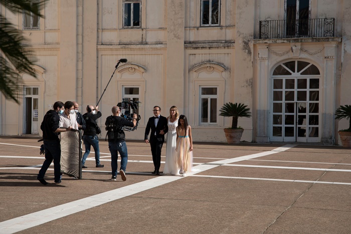 Guardami così, inizio riprese per il corto con Serena Autieri, Giovanni Esposito e Ludovica Nasti zerkalo spettacolo