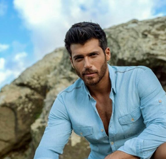 Can Yaman sarà Sandokan nel nuovo film firmato lux vide