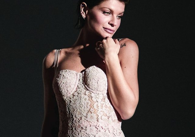 ALESSANDRA AMOROSO, due nuovi brani e l'evento in streaming su A-LIVE zerkalo spettacolo