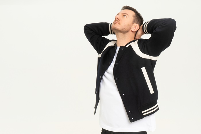 Alessandro Cattelan su Netflix con Una semplice domanda