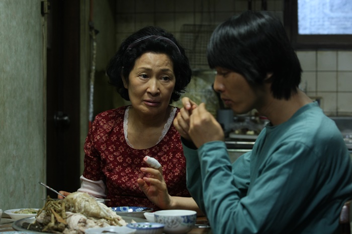 Madre, a luglio al cinema uno dei capolavori di Bong Joon-ho zerkalo spettacolo