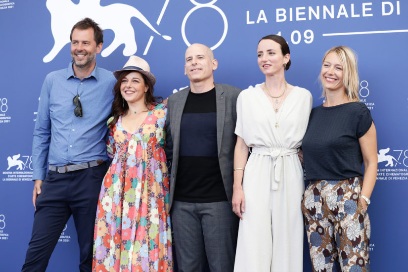 a plein temps presentato al festival di venezia 2021 zerkalo spettacolo