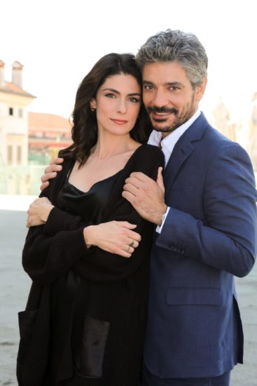 la luce dei tuoi occhi la nuova serie di canale 5 con anna valle zerkalo spettacolo