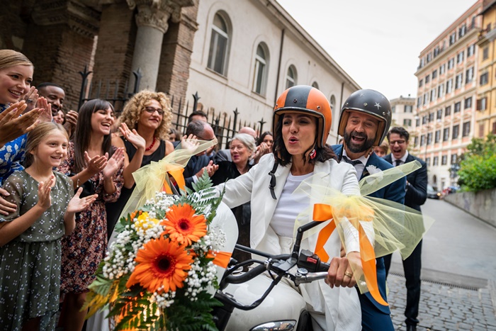 Per tutta la vita, anticipazioni sulla commedia con Ambra Angiolini, Fabio Volo e Luca e Paolo zerkalo spettacolo