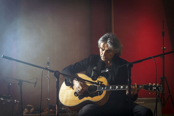 LIGABUE - È andata così, tutto sulla docu-serie dedicata alla carriera artistica del Liga zerkalo spettacolo