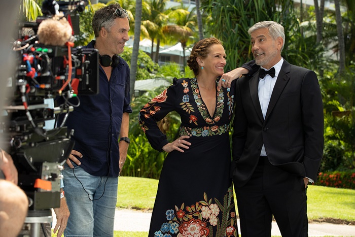 Ticket to Paradise, tutto sulla commedia romantica con George Clooney e Julia Roberts zerkalo spettacolo