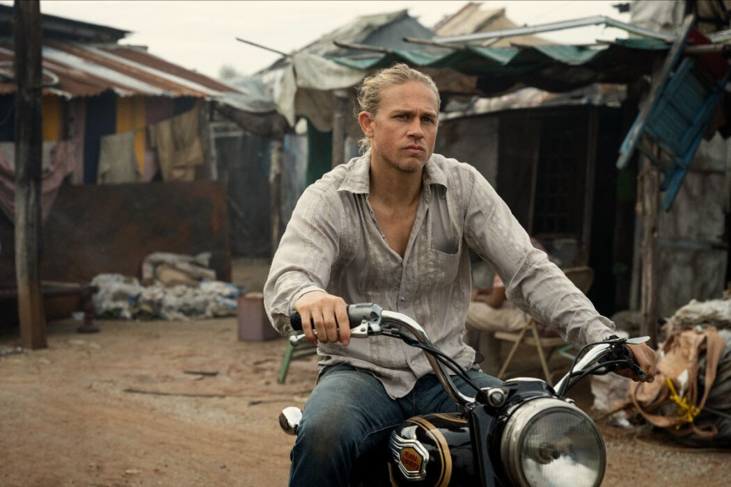 Shantaram, anticipazioni della serie Apple con Charlie Hunnam zerkalo spettacolo