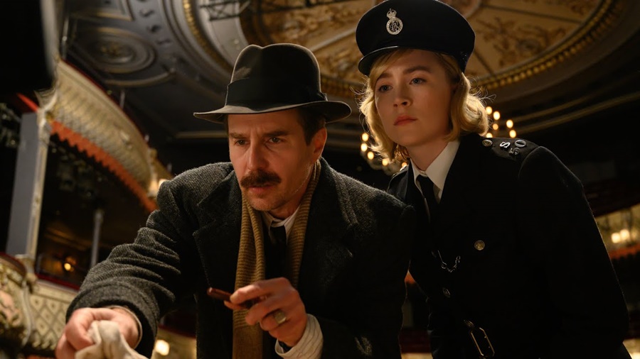 Omicidio nel West End, recensione del giallo con Sam Rockwell e Saoirse Ronan zerkalo spettacolo
