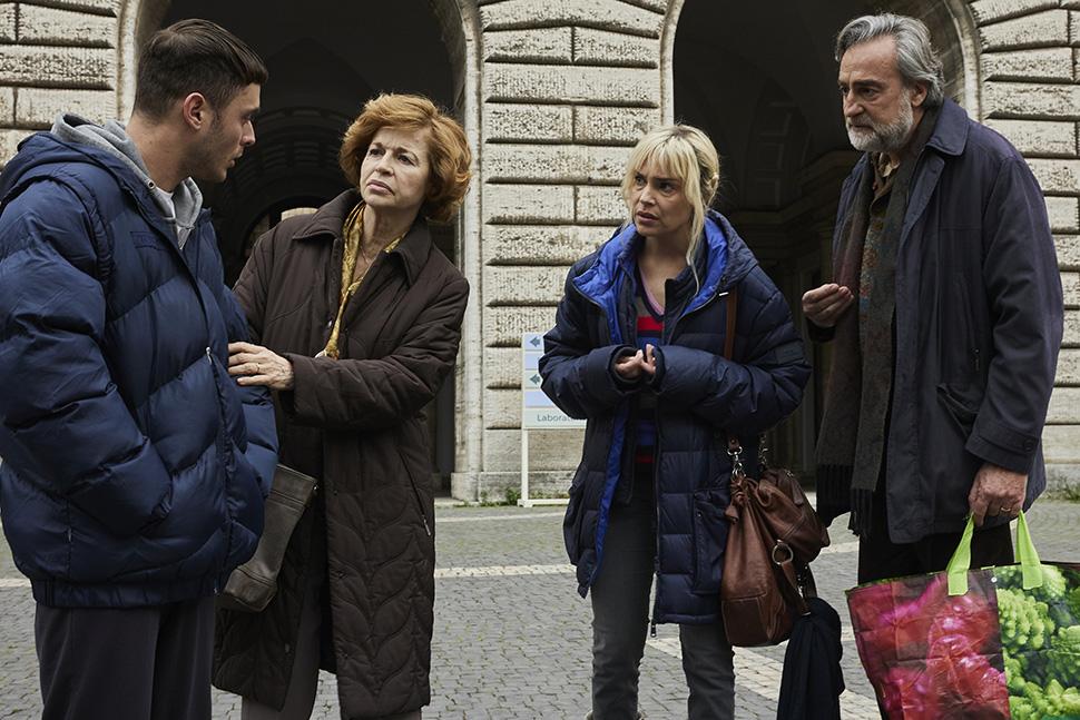 Felicità è il film d'esordio di Micaela Ramazzotti presentato al festival di venezia 2023